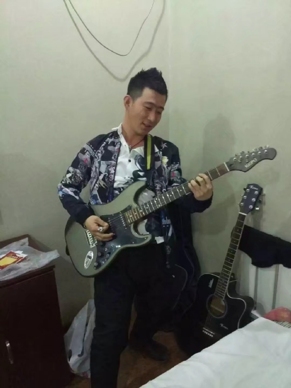小吉他的第一张照片--武平交友网