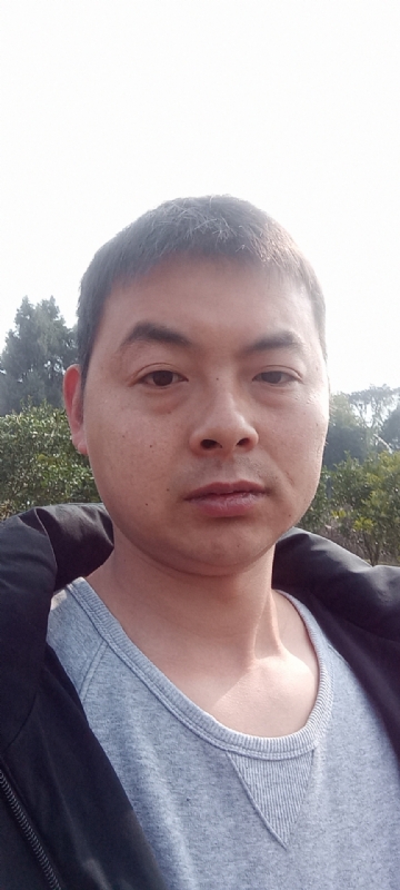 亲亲抱抱我爱你的第一张照片--武平交友网