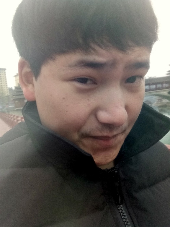 侗族青年作家超超的第二张照片--武平交友网