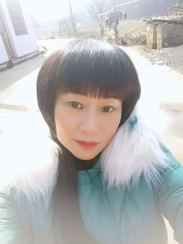 金鱼儿的第一张照片--武平交友网