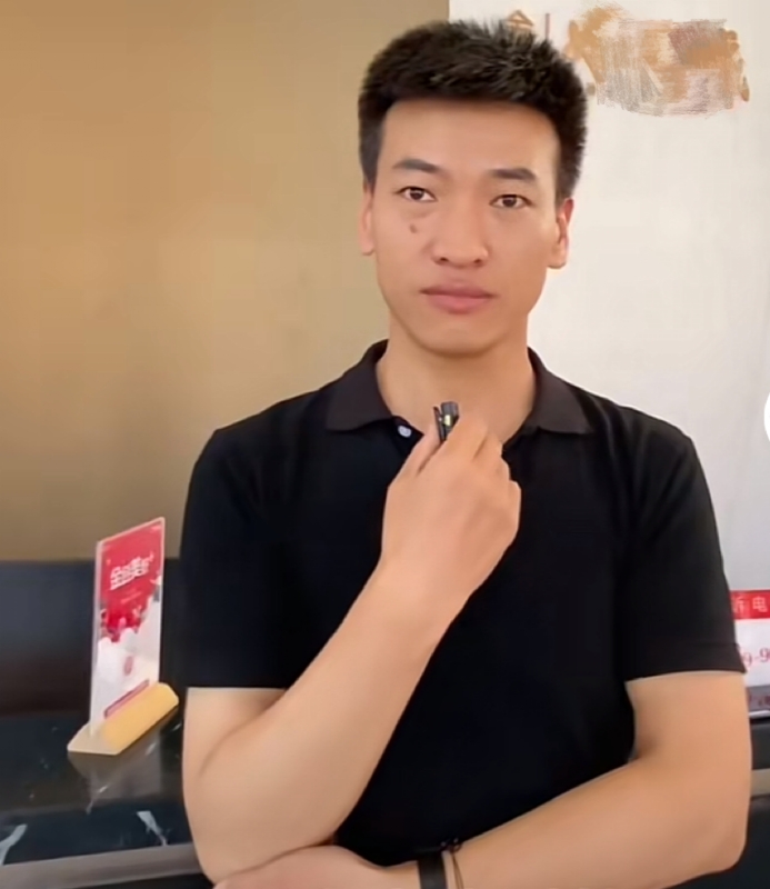 一杯梁白开的第一张照片--武平交友网