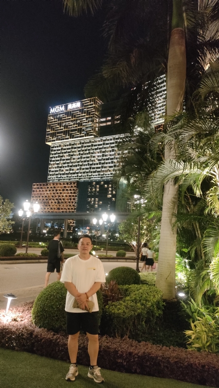 熟悉的身影的第一张照片--武平交友网